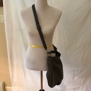 Mark Jacobs crossover bucket bag never used